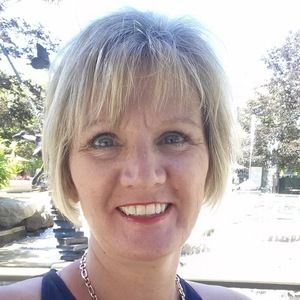 Meet your Posher, Monica